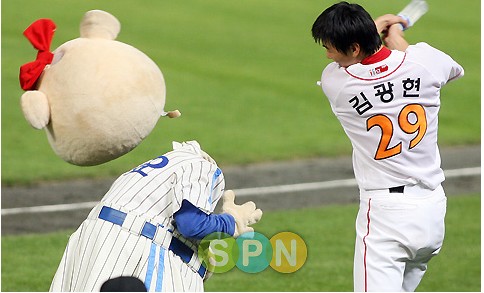 무서운 김광현.jpg