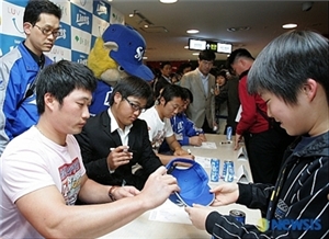 01. 정장돼.jpg