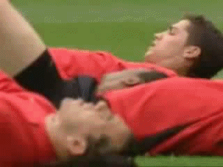 호날도가 놀란 까닭은.gif
